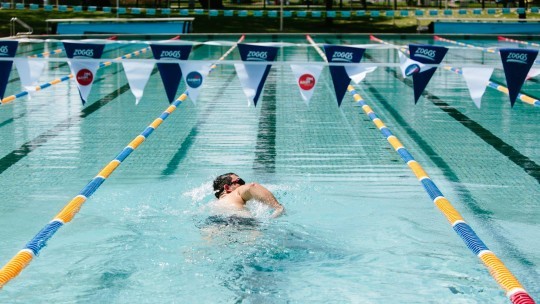 Change in outdoor pool hours