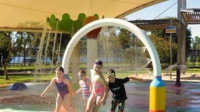 All-day family fun at Aquamoves!